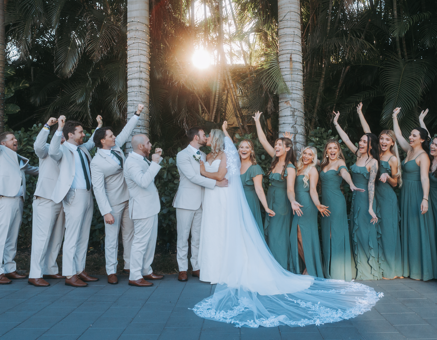 Wedding chauffeur Melbourne — party
