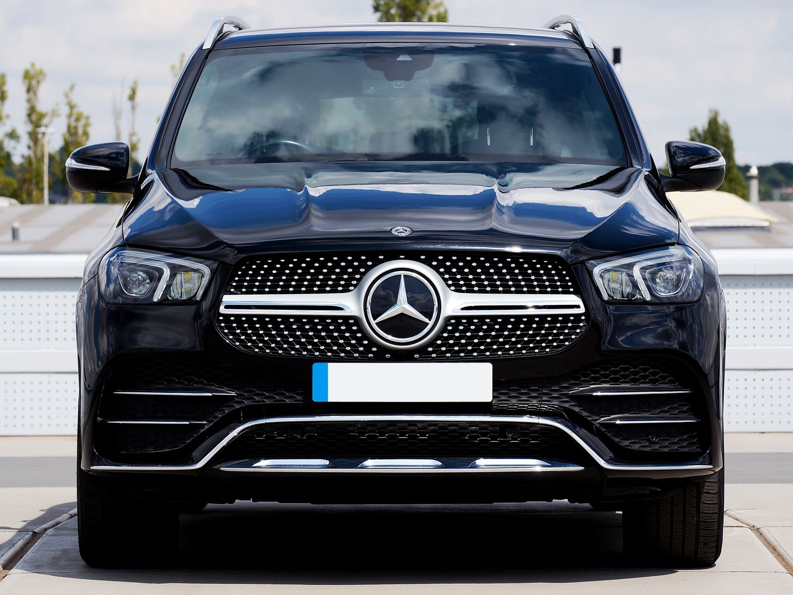 Mercedes GLE wedding chauffeur Melbourne