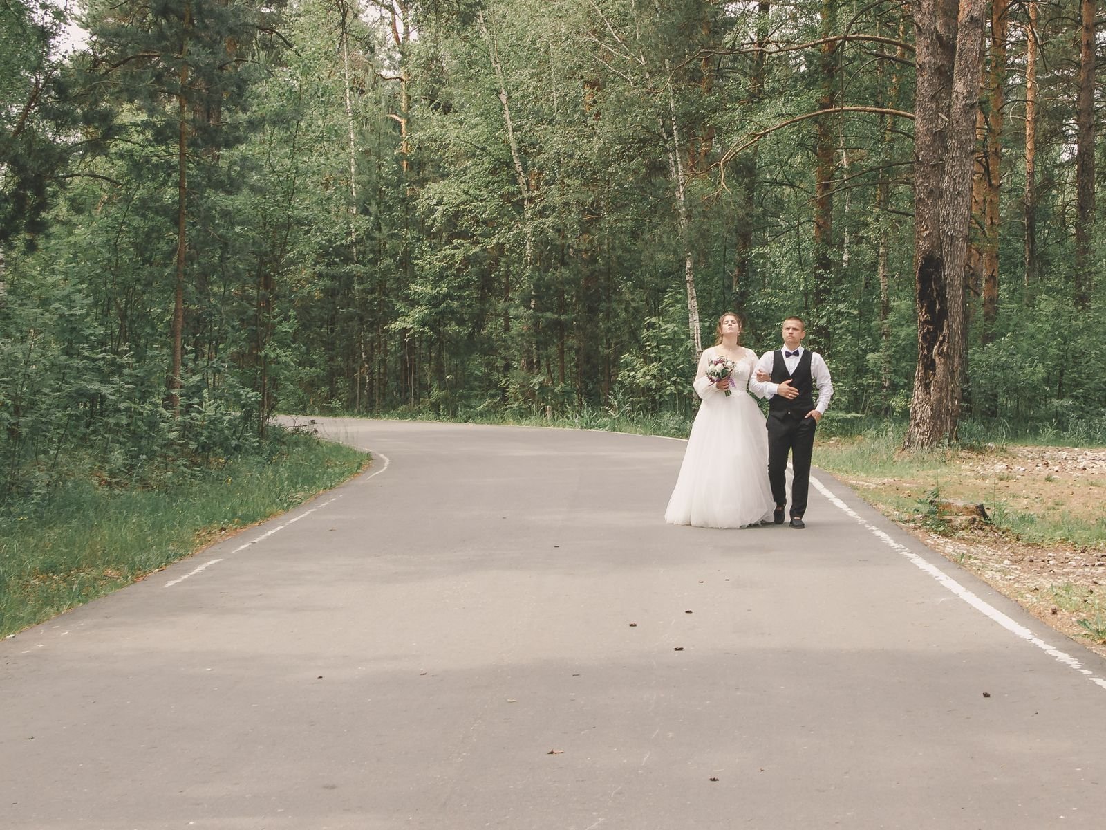 Wedding chauffeurs Dandenong Ranges